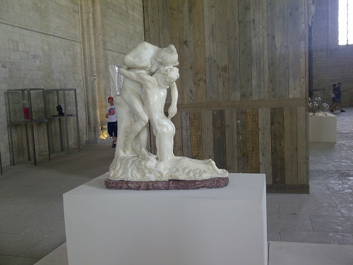 3 Sculptura de Camille Claudel, din expozitia Papessa, gazduita de Palatul Papilor